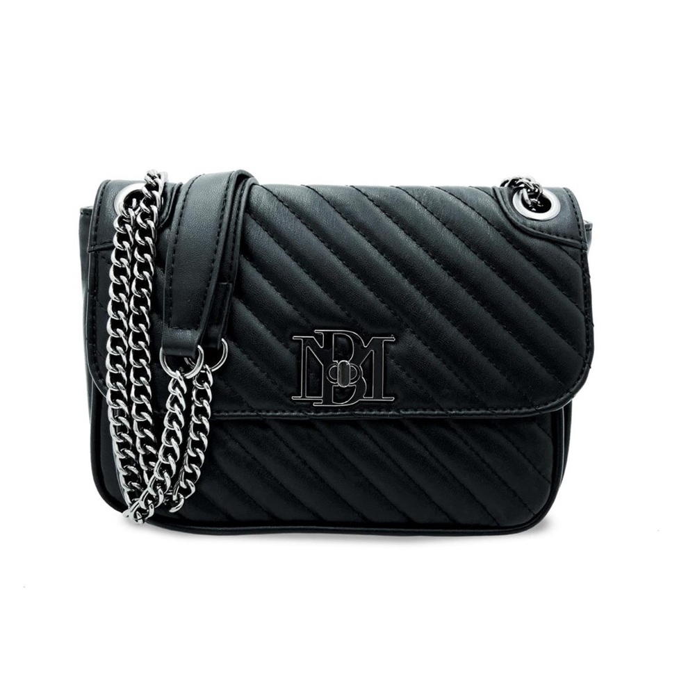 Chic Black Quilted Shoulder Bag - Picture 3 of 3